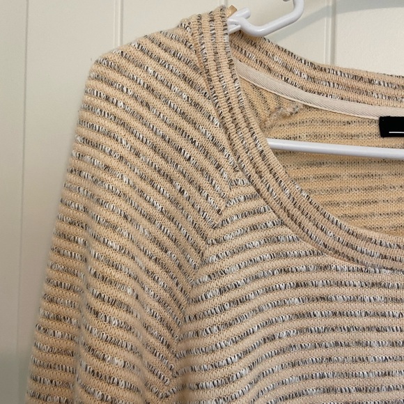 SOLD RXB women’s cream striped scoop neck knit embroidered layered blouse XL - Picture 2 of 8
